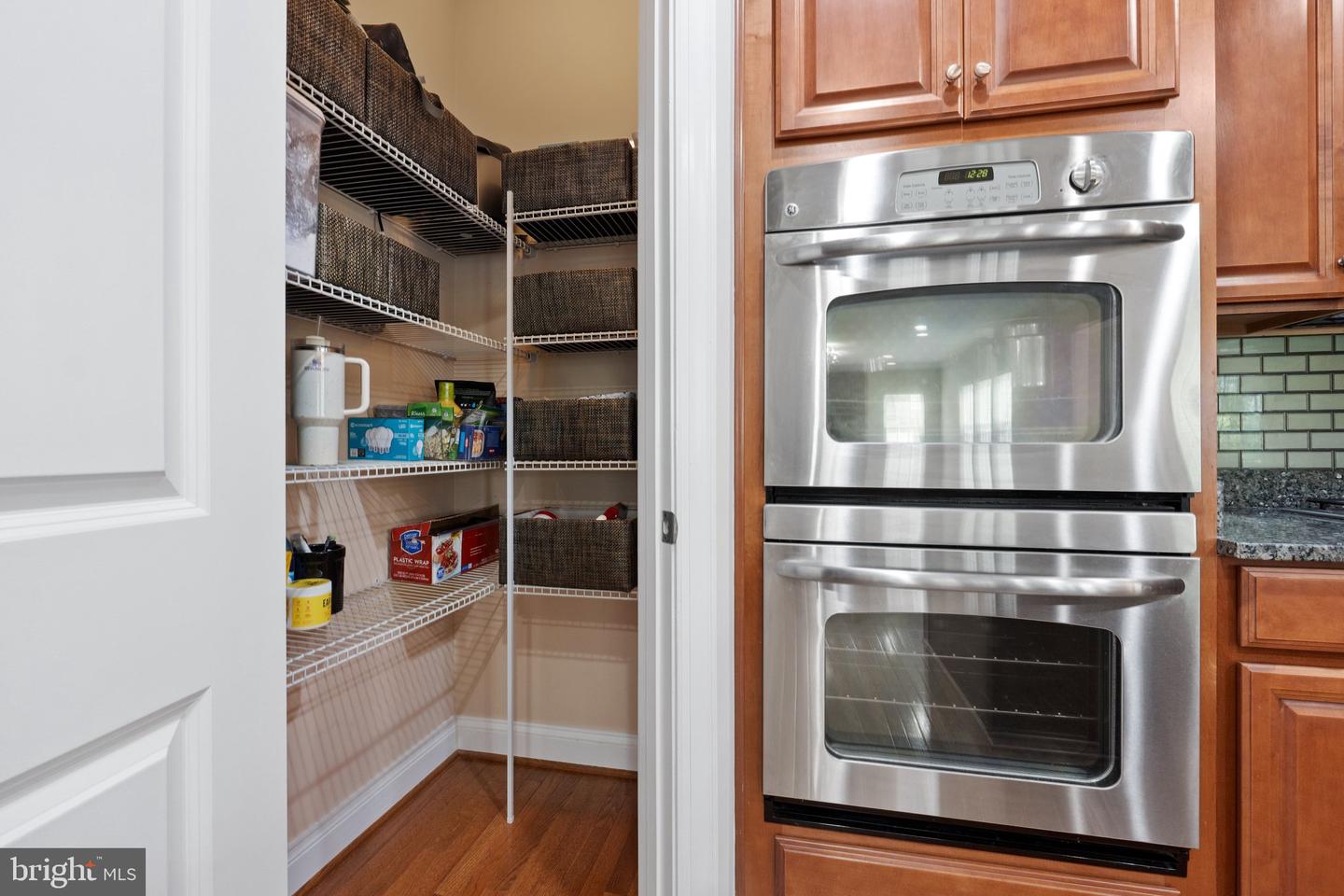 25792 RACING SUN DR, ALDIE, Virginia 20105, 5 Bedrooms Bedrooms, ,5 BathroomsBathrooms,Residential,For sale,25792 RACING SUN DR,VALO2096028 MLS # VALO2096028