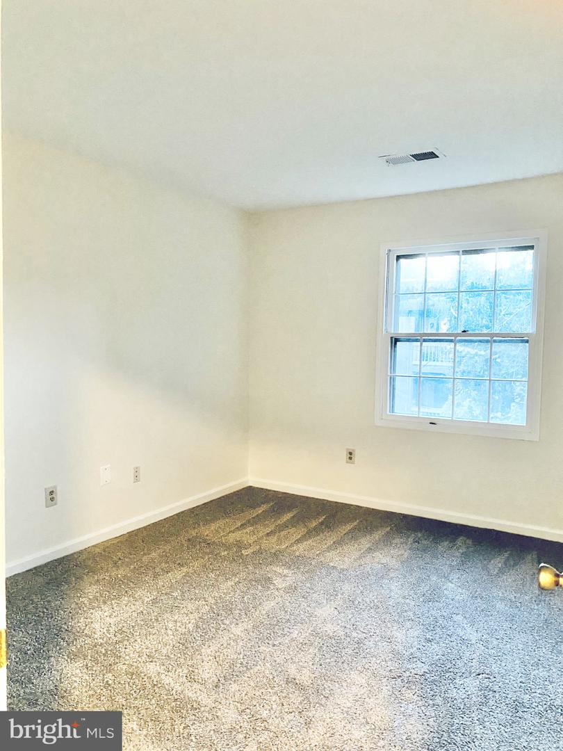 5802 TORINGTON DRIVE #H, SPRINGFIELD, Virginia 22152, 2 Bedrooms Bedrooms, ,1 BathroomBathrooms,Residential,For sale,5802 TORINGTON DRIVE #H,VAFX2239874 MLS # VAFX2239874