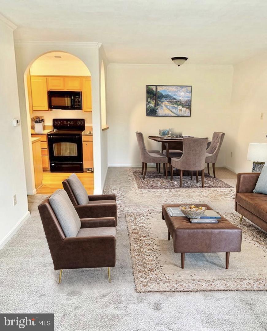 5802 TORINGTON DRIVE #H, SPRINGFIELD, Virginia 22152, 2 Bedrooms Bedrooms, ,1 BathroomBathrooms,Residential,For sale,5802 TORINGTON DRIVE #H,VAFX2239874 MLS # VAFX2239874