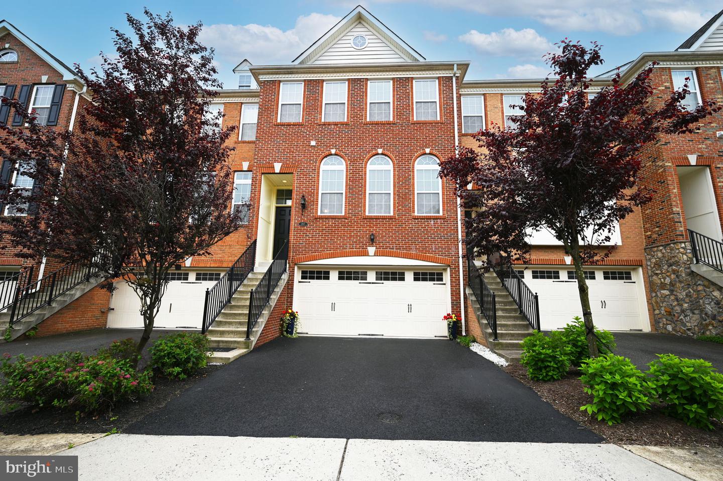 207 CROFT SQ, PURCELLVILLE, Virginia 20132, 3 Bedrooms Bedrooms, ,3 BathroomsBathrooms,Residential,For sale,207 CROFT SQ,VALO2096094 MLS # VALO2096094