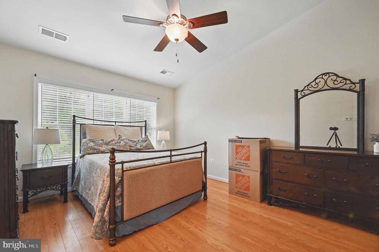 207 CROFT SQ, PURCELLVILLE, Virginia 20132, 3 Bedrooms Bedrooms, ,3 BathroomsBathrooms,Residential,For sale,207 CROFT SQ,VALO2096094 MLS # VALO2096094