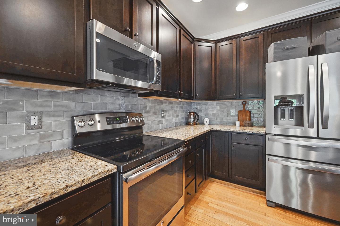 207 CROFT SQ, PURCELLVILLE, Virginia 20132, 3 Bedrooms Bedrooms, ,3 BathroomsBathrooms,Residential,For sale,207 CROFT SQ,VALO2096094 MLS # VALO2096094