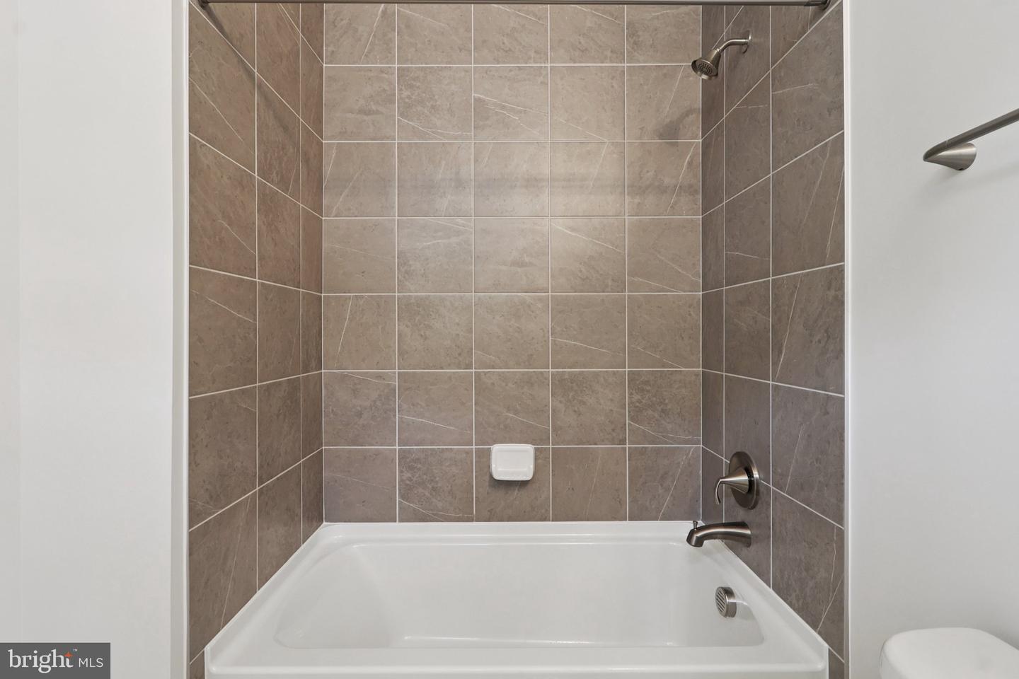 14800 FAUQUIER PINES CT, NOKESVILLE, Virginia 20181, 6 Bedrooms Bedrooms, ,6 BathroomsBathrooms,Residential,For sale,14800 FAUQUIER PINES CT,VAPW2094408 MLS # VAPW2094408