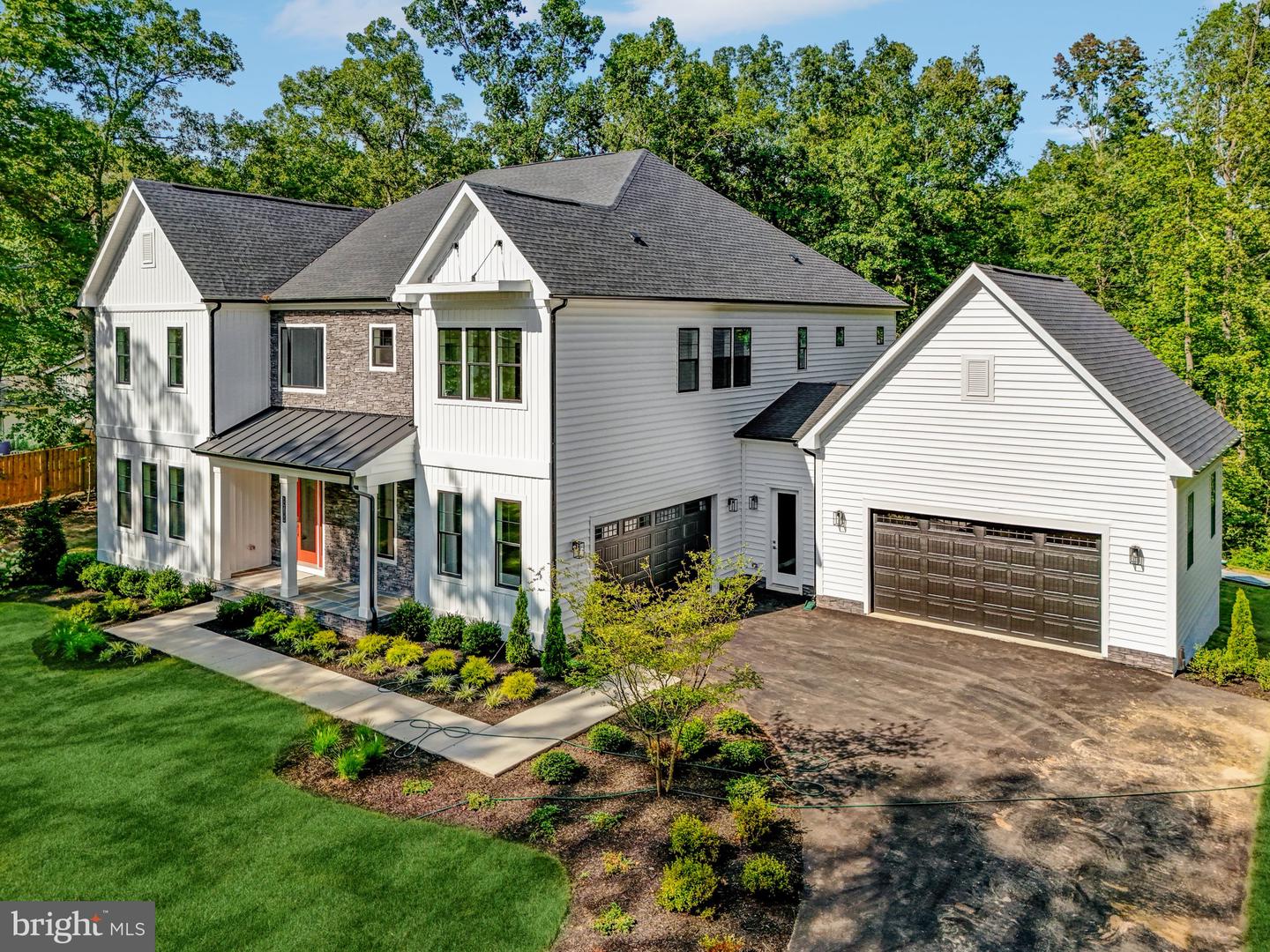 14800 FAUQUIER PINES CT, NOKESVILLE, Virginia 20181, 6 Bedrooms Bedrooms, ,6 BathroomsBathrooms,Residential,For sale,14800 FAUQUIER PINES CT,VAPW2094408 MLS # VAPW2094408