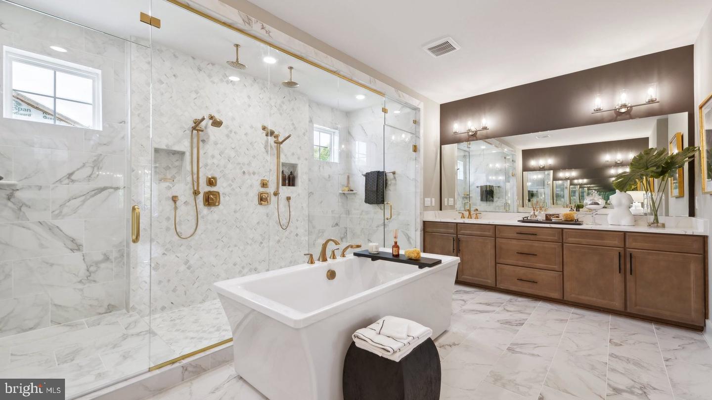 14800 FAUQUIER PINES CT, NOKESVILLE, Virginia 20181, 6 Bedrooms Bedrooms, ,6 BathroomsBathrooms,Residential,For sale,14800 FAUQUIER PINES CT,VAPW2094408 MLS # VAPW2094408