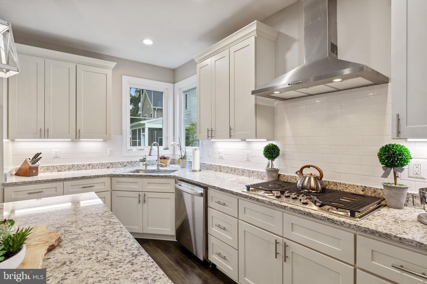 165 GREEN STREET, WARRENTON, Virginia 20186, 3 Bedrooms Bedrooms, ,3 BathroomsBathrooms,Residential,For sale,165 GREEN STREET,VAFQ2016600 MLS # VAFQ2016600