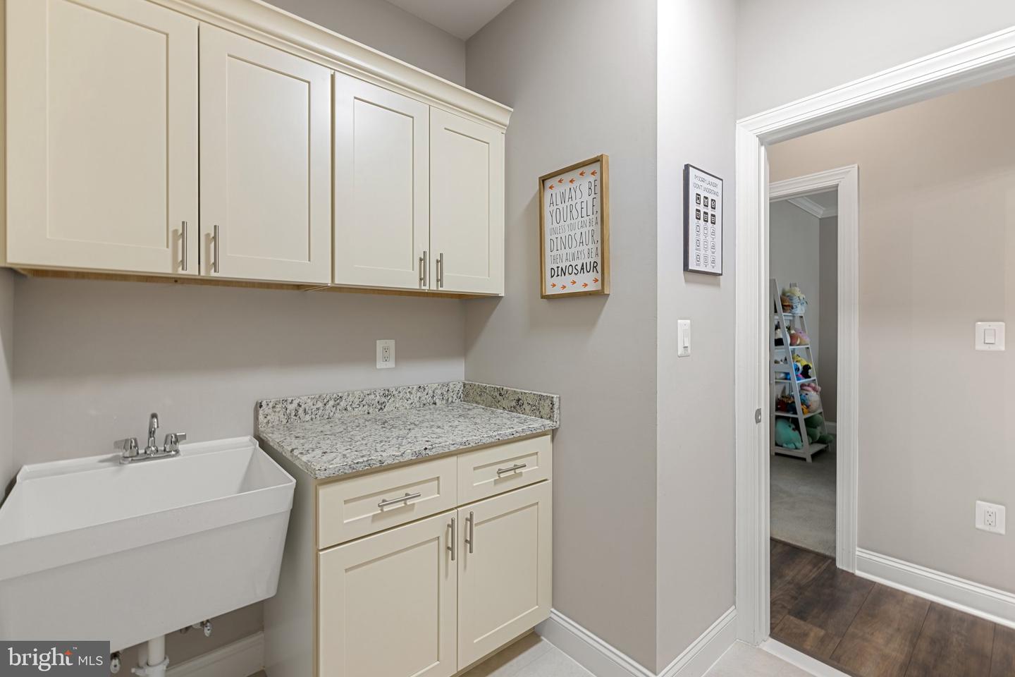 165 GREEN STREET, WARRENTON, Virginia 20186, 3 Bedrooms Bedrooms, ,3 BathroomsBathrooms,Residential,For sale,165 GREEN STREET,VAFQ2016600 MLS # VAFQ2016600