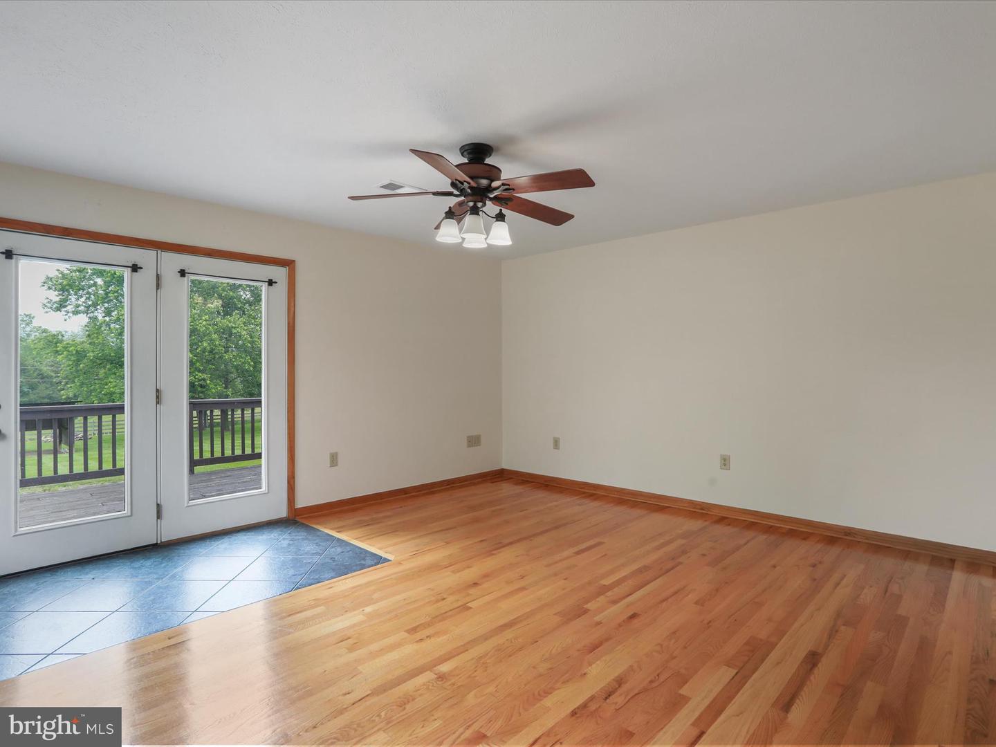 3423 SMITH CREEK RD, NEW MARKET, Virginia 22844, 3 Bedrooms Bedrooms, ,2 BathroomsBathrooms,Residential,For sale,3423 SMITH CREEK RD,VASH2011458 MLS # VASH2011458