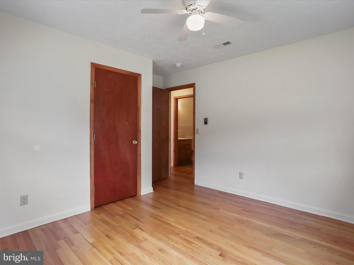 3423 SMITH CREEK RD, NEW MARKET, Virginia 22844, 3 Bedrooms Bedrooms, ,2 BathroomsBathrooms,Residential,For sale,3423 SMITH CREEK RD,VASH2011458 MLS # VASH2011458
