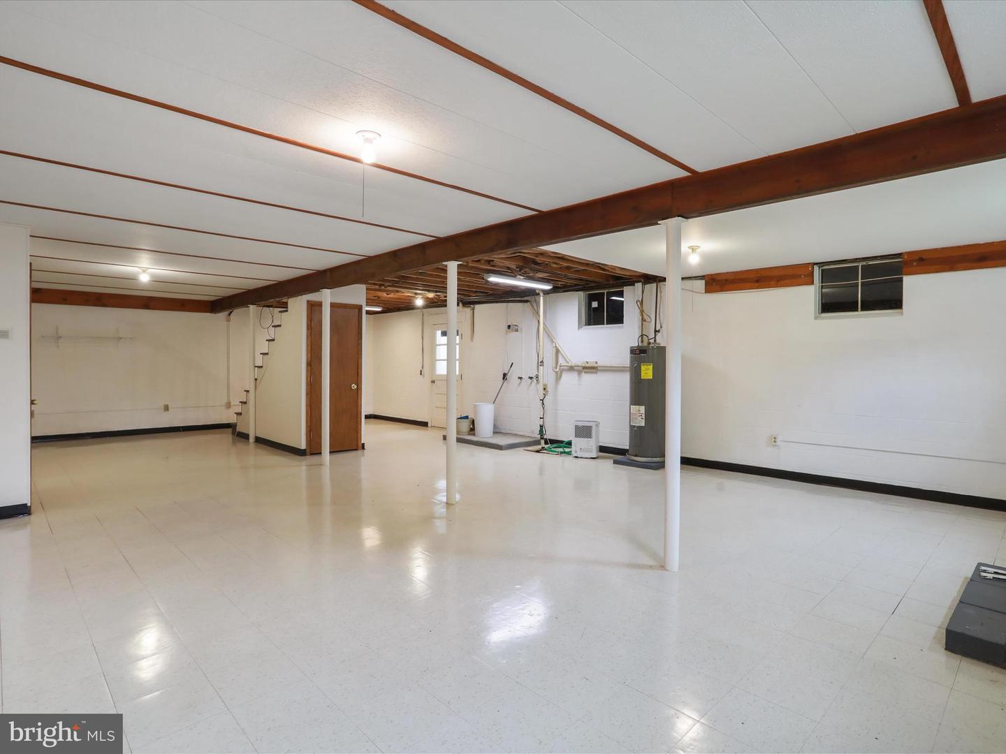 3423 SMITH CREEK RD, NEW MARKET, Virginia 22844, 3 Bedrooms Bedrooms, ,2 BathroomsBathrooms,Residential,For sale,3423 SMITH CREEK RD,VASH2011458 MLS # VASH2011458