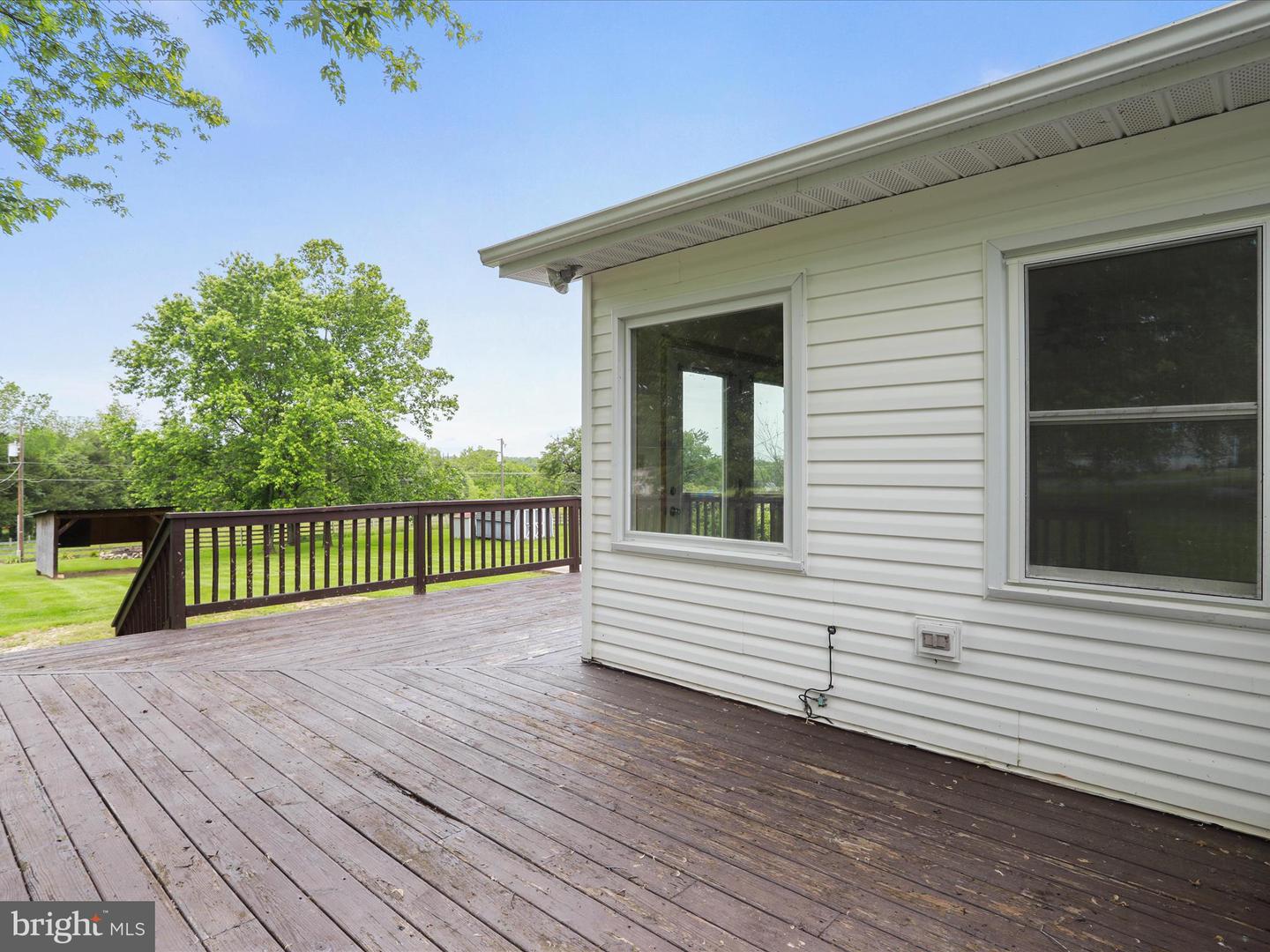 3423 SMITH CREEK RD, NEW MARKET, Virginia 22844, 3 Bedrooms Bedrooms, ,2 BathroomsBathrooms,Residential,For sale,3423 SMITH CREEK RD,VASH2011458 MLS # VASH2011458