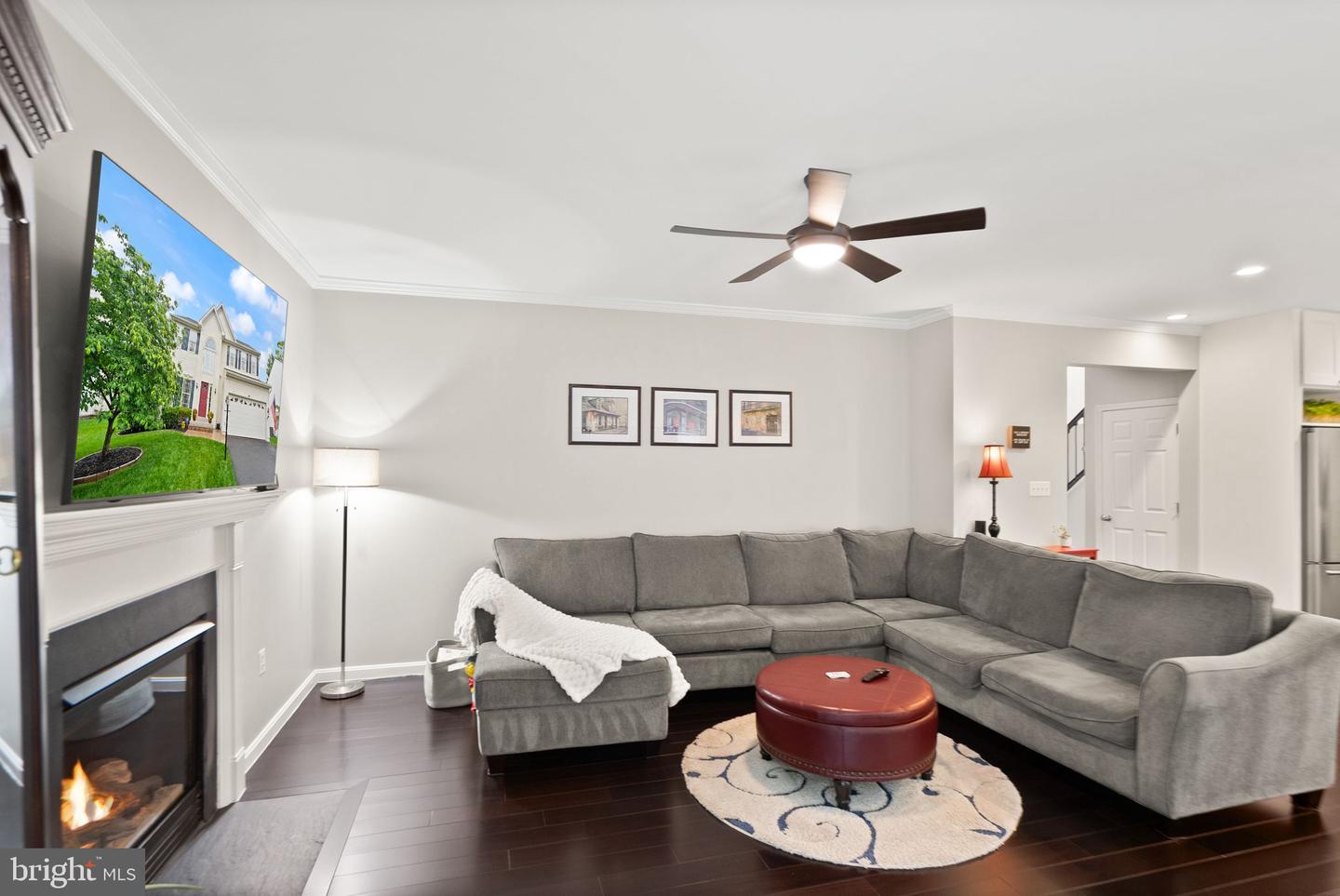 20355 SNOWPOINT PL, ASHBURN, Virginia 20147, 5 Bedrooms Bedrooms, ,3 BathroomsBathrooms,Residential,For sale,20355 SNOWPOINT PL,VALO2096254 MLS # VALO2096254