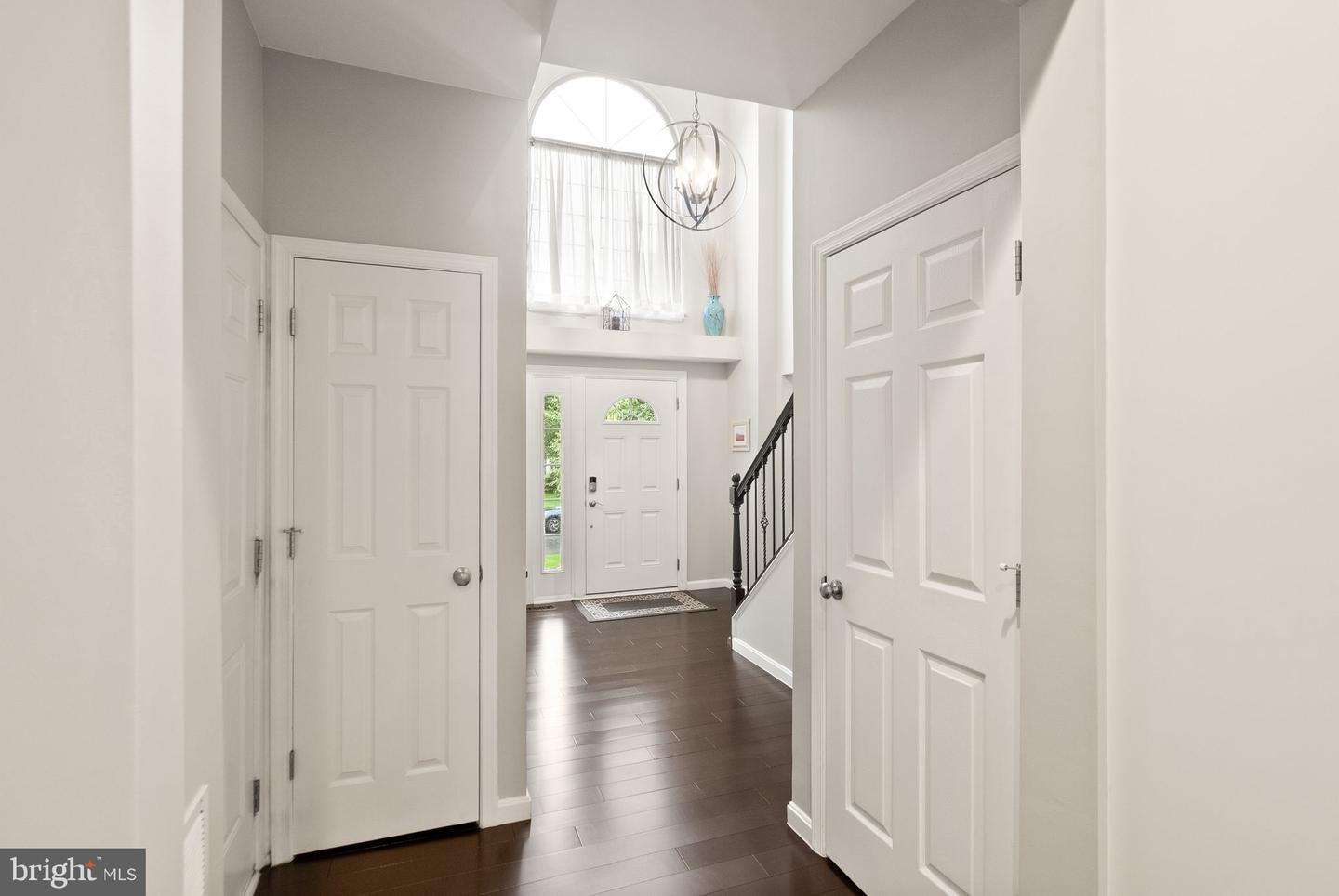 20355 SNOWPOINT PL, ASHBURN, Virginia 20147, 5 Bedrooms Bedrooms, ,3 BathroomsBathrooms,Residential,For sale,20355 SNOWPOINT PL,VALO2096254 MLS # VALO2096254