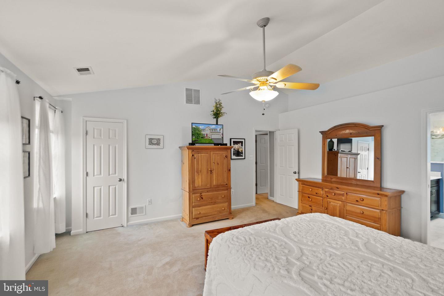 20355 SNOWPOINT PL, ASHBURN, Virginia 20147, 5 Bedrooms Bedrooms, ,3 BathroomsBathrooms,Residential,For sale,20355 SNOWPOINT PL,VALO2096254 MLS # VALO2096254