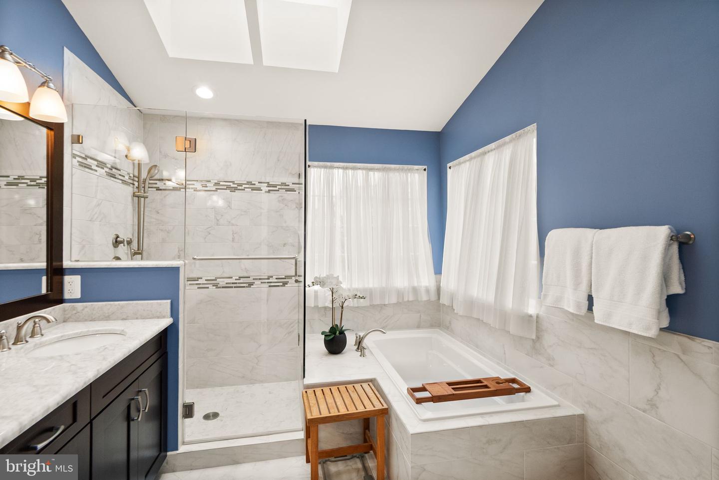 20355 SNOWPOINT PL, ASHBURN, Virginia 20147, 5 Bedrooms Bedrooms, ,3 BathroomsBathrooms,Residential,For sale,20355 SNOWPOINT PL,VALO2096254 MLS # VALO2096254