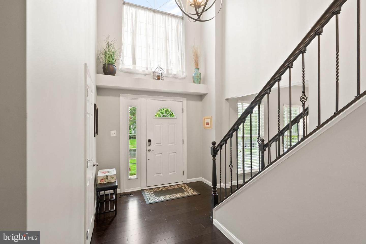 20355 SNOWPOINT PL, ASHBURN, Virginia 20147, 5 Bedrooms Bedrooms, ,3 BathroomsBathrooms,Residential,For sale,20355 SNOWPOINT PL,VALO2096254 MLS # VALO2096254