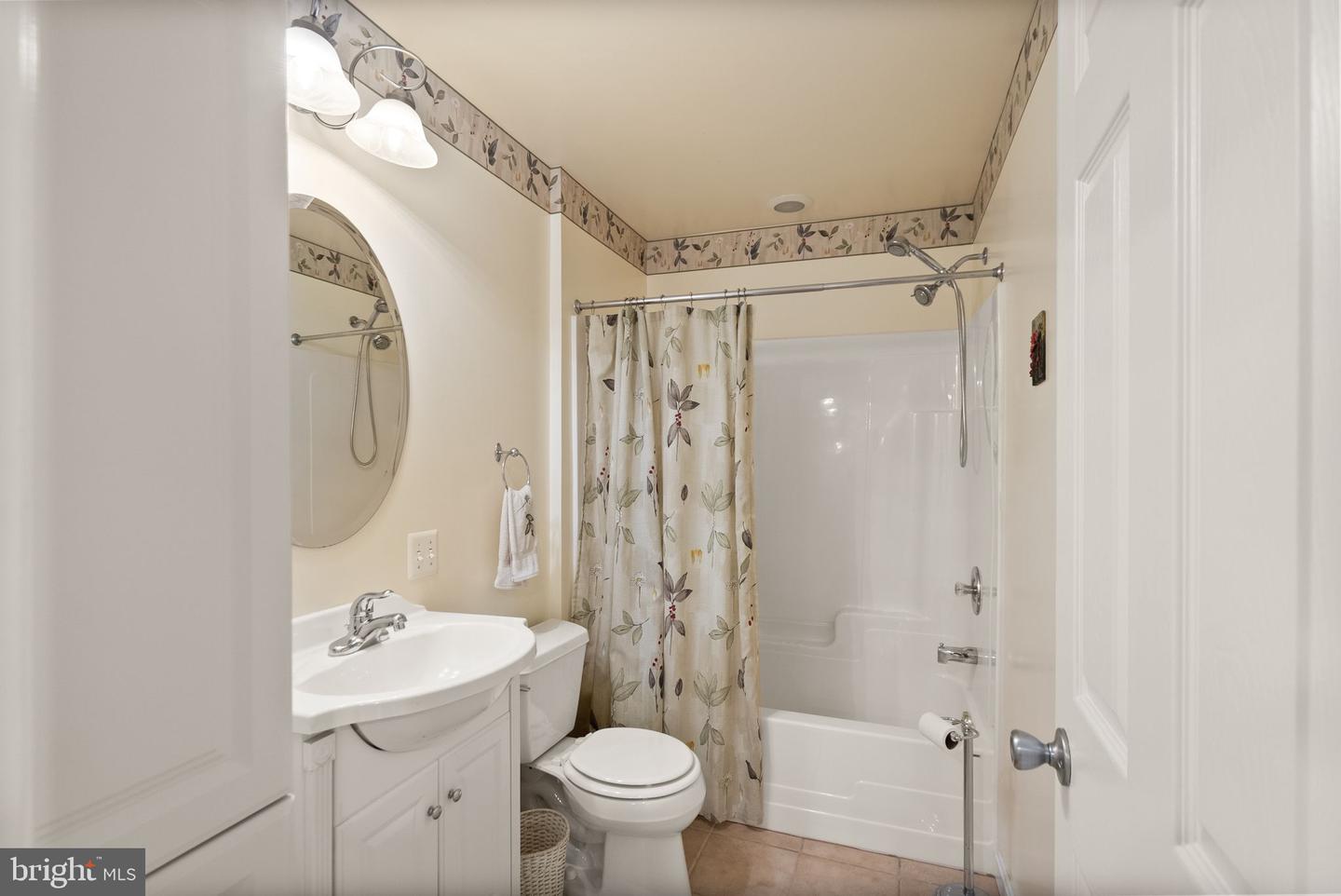 20355 SNOWPOINT PL, ASHBURN, Virginia 20147, 5 Bedrooms Bedrooms, ,3 BathroomsBathrooms,Residential,For sale,20355 SNOWPOINT PL,VALO2096254 MLS # VALO2096254