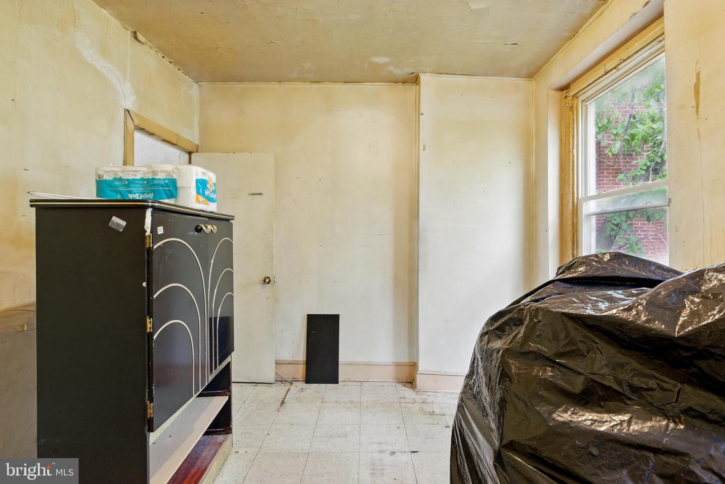 1625 6TH ST NW, WASHINGTON, District Of Columbia 20001, 4 Bedrooms Bedrooms, ,2 BathroomsBathrooms,Residential,For sale,1625 6TH ST NW,DCDC2200372 MLS # DCDC2200372