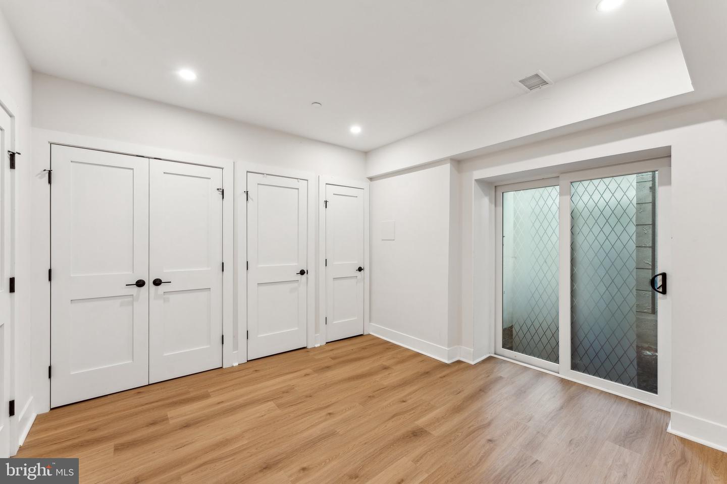 1645 WEST VIRGINIA NE #1, WASHINGTON, District Of Columbia 20002, 3 Bedrooms Bedrooms, ,3 BathroomsBathrooms,Residential,For sale,1645 WEST VIRGINIA NE #1,DCDC2200450 MLS # DCDC2200450
