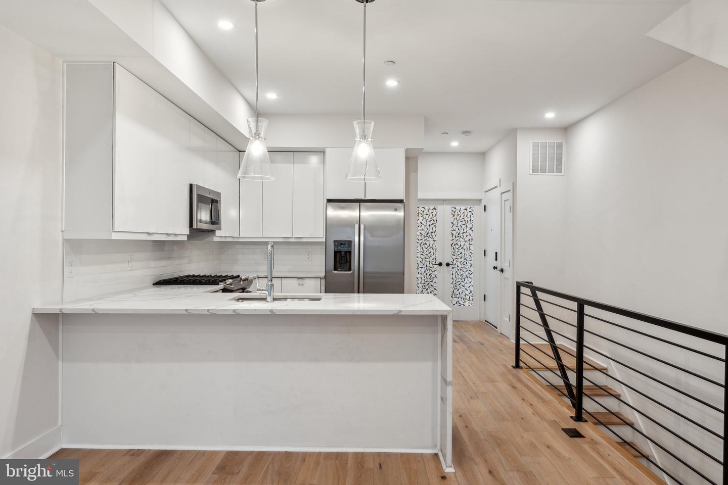 1645 WEST VIRGINIA NE #1, WASHINGTON, District Of Columbia 20002, 3 Bedrooms Bedrooms, ,3 BathroomsBathrooms,Residential,For sale,1645 WEST VIRGINIA NE #1,DCDC2200450 MLS # DCDC2200450