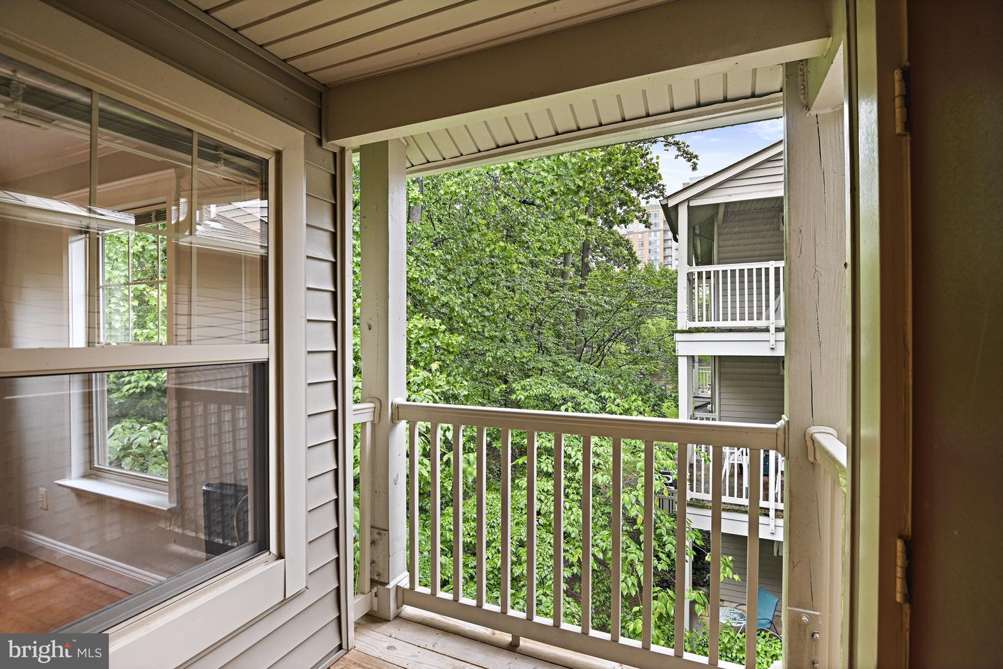 1781 JONATHAN WAY #K, RESTON, Virginia 20190, 1 Bedroom Bedrooms, ,1 BathroomBathrooms,Residential,For sale,1781 JONATHAN WAY #K,VAFX2240784 MLS # VAFX2240784