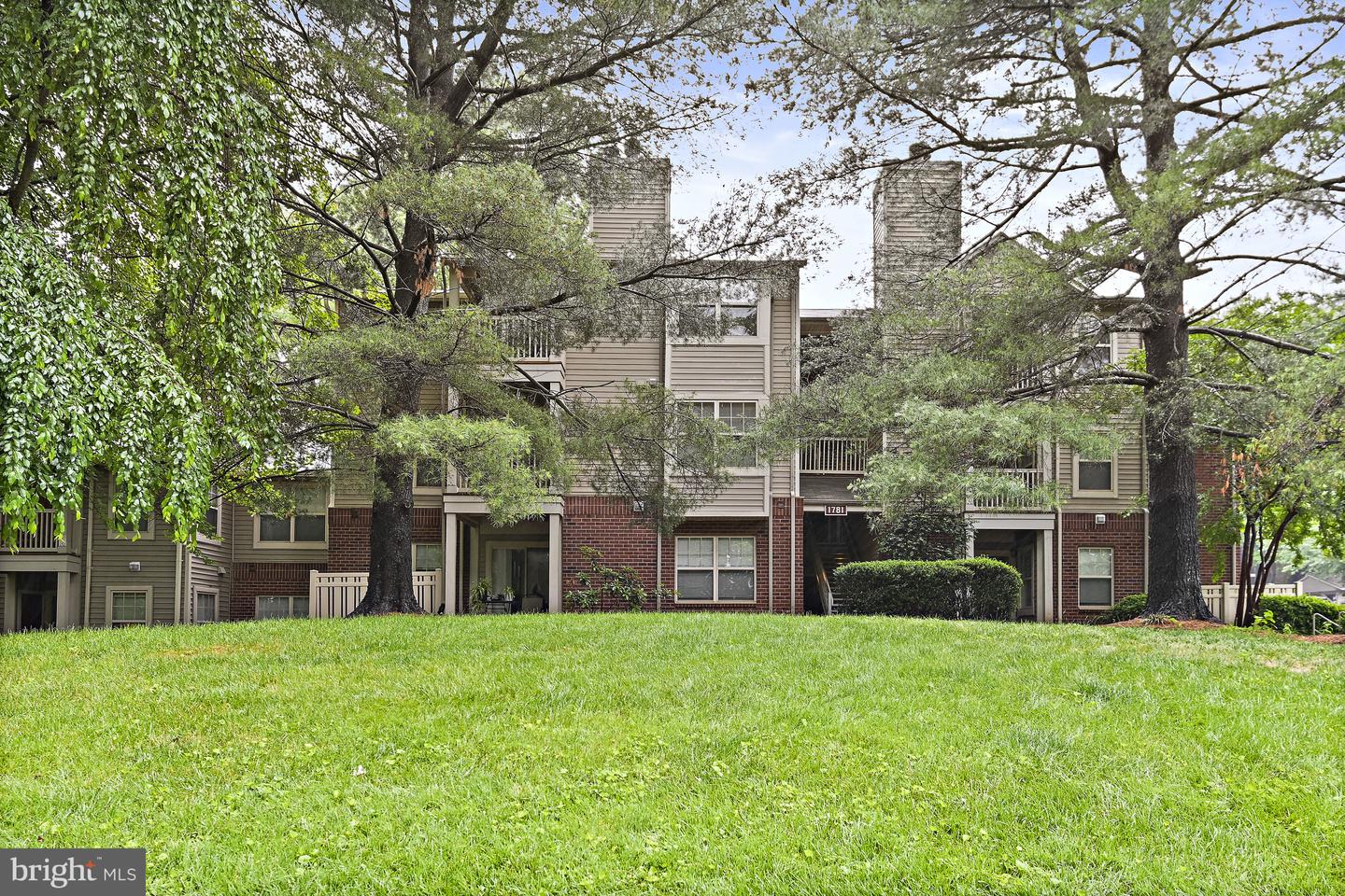1781 JONATHAN WAY #K, RESTON, Virginia 20190, 1 Bedroom Bedrooms, ,1 BathroomBathrooms,Residential,For sale,1781 JONATHAN WAY #K,VAFX2240784 MLS # VAFX2240784
