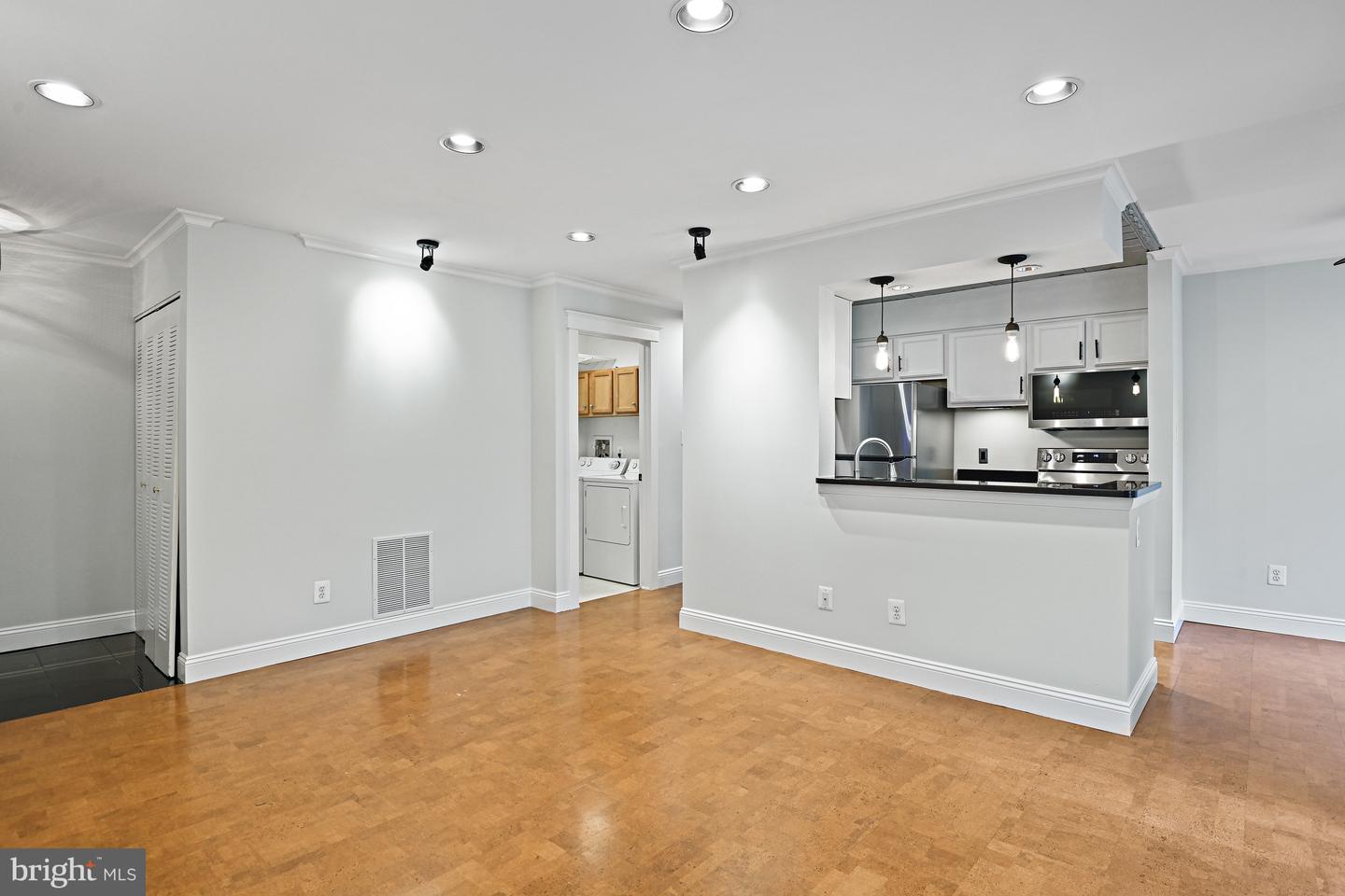 1781 JONATHAN WAY #K, RESTON, Virginia 20190, 1 Bedroom Bedrooms, ,1 BathroomBathrooms,Residential,For sale,1781 JONATHAN WAY #K,VAFX2240784 MLS # VAFX2240784