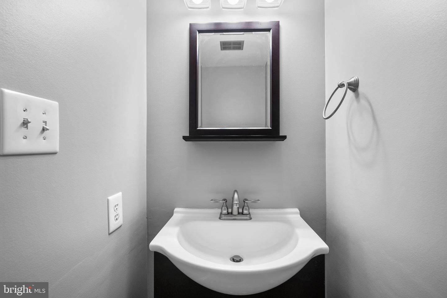 14546 EDDY CT, CENTREVILLE, Virginia 20120, 3 Bedrooms Bedrooms, ,2 BathroomsBathrooms,Residential,For sale,14546 EDDY CT,VAFX2240828 MLS # VAFX2240828