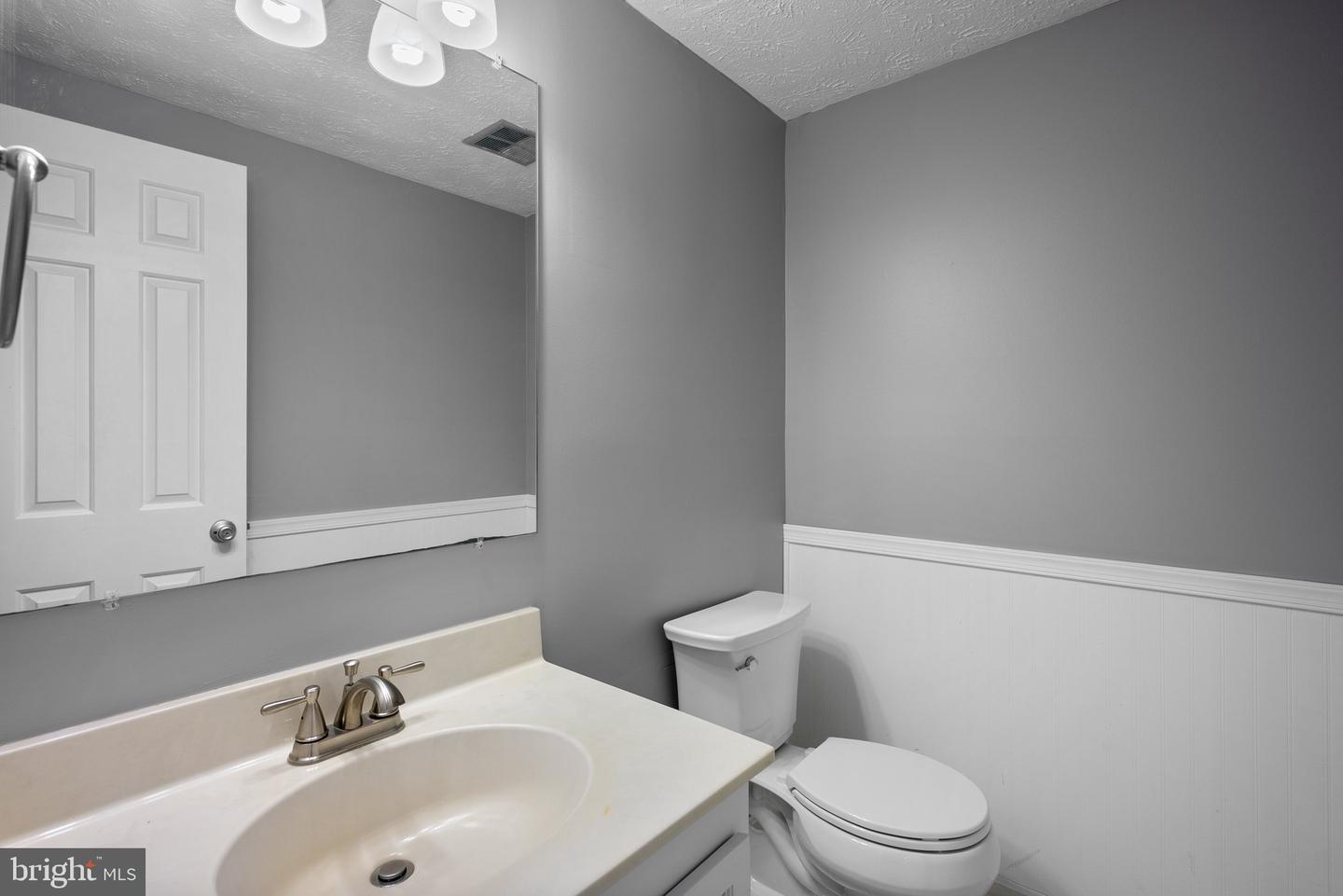 14546 EDDY CT, CENTREVILLE, Virginia 20120, 3 Bedrooms Bedrooms, ,2 BathroomsBathrooms,Residential,For sale,14546 EDDY CT,VAFX2240828 MLS # VAFX2240828