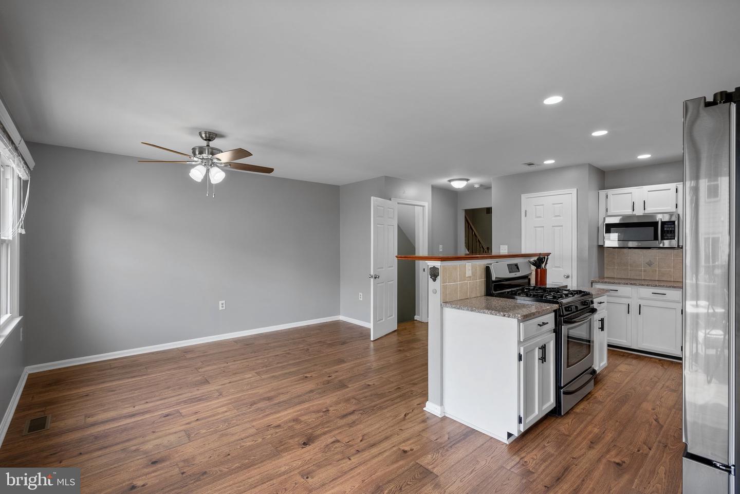 14546 EDDY CT, CENTREVILLE, Virginia 20120, 3 Bedrooms Bedrooms, ,2 BathroomsBathrooms,Residential,For sale,14546 EDDY CT,VAFX2240828 MLS # VAFX2240828
