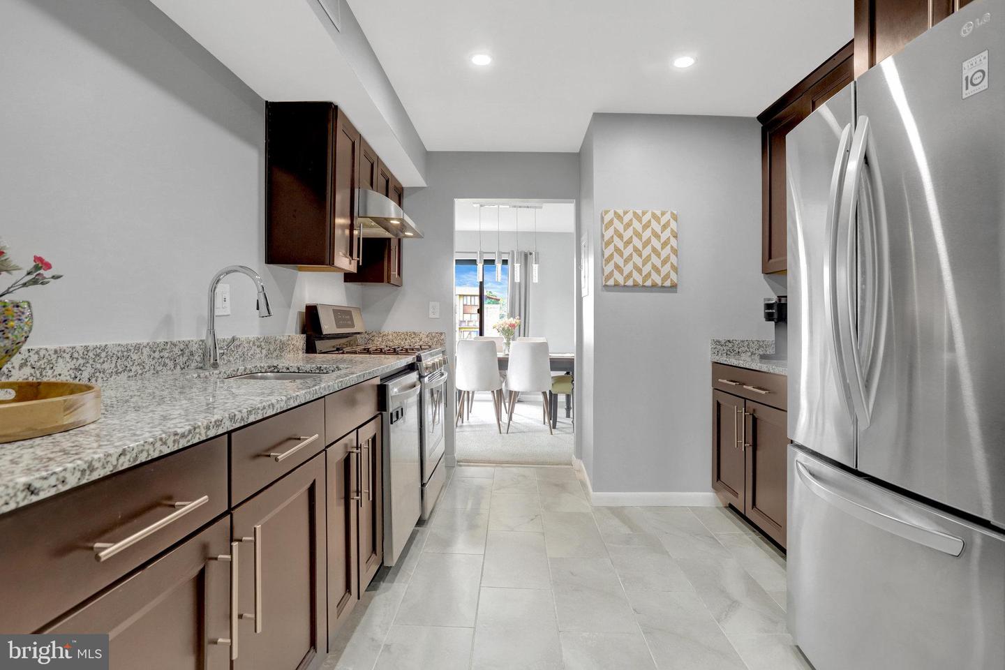 3100 S MANCHESTER ST #1028, FALLS CHURCH, Virginia 22044, 2 Bedrooms Bedrooms, ,2 BathroomsBathrooms,Residential,For sale,3100 S MANCHESTER ST #1028,VAFX2240988 MLS # VAFX2240988