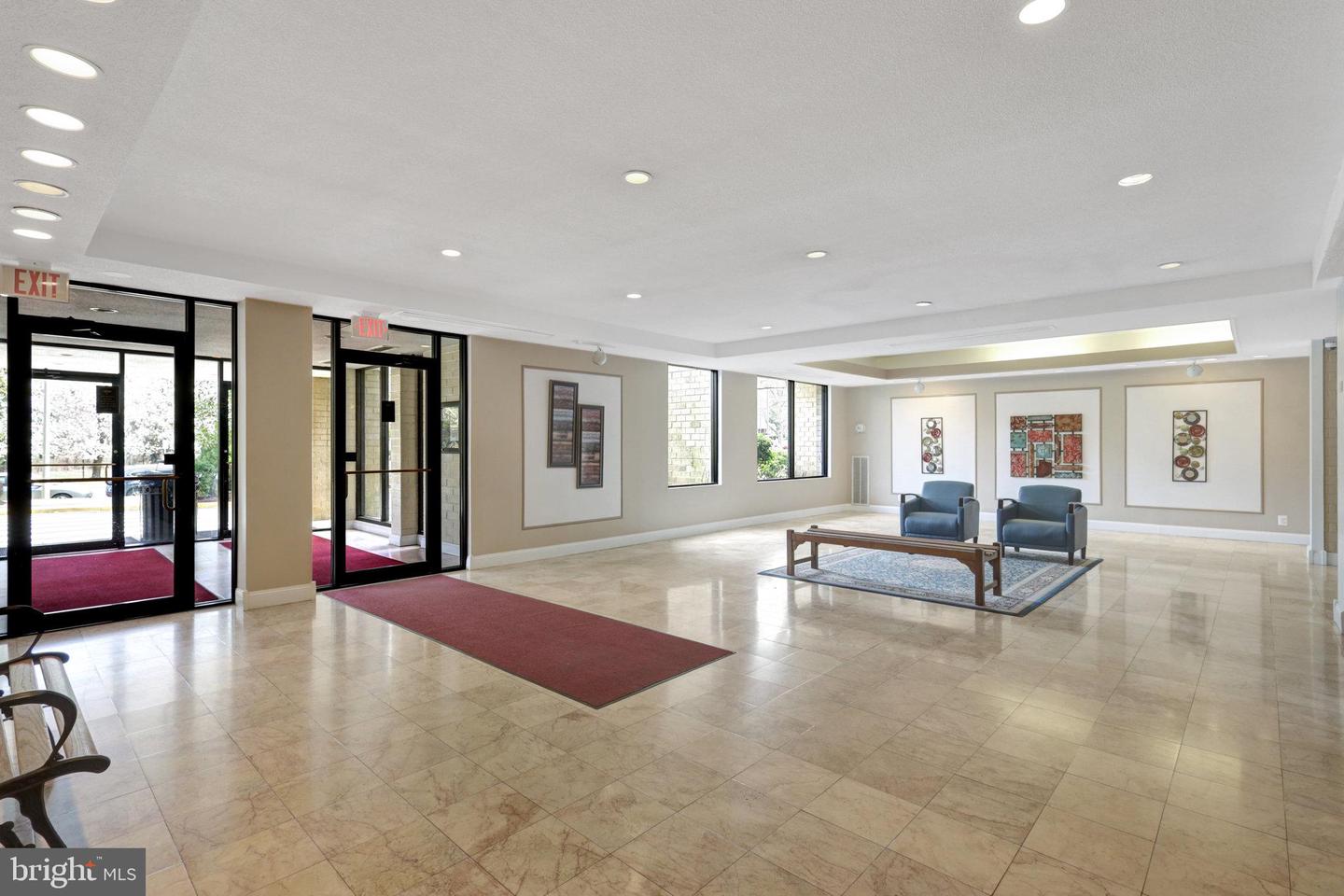 3100 S MANCHESTER ST #1028, FALLS CHURCH, Virginia 22044, 2 Bedrooms Bedrooms, ,2 BathroomsBathrooms,Residential,For sale,3100 S MANCHESTER ST #1028,VAFX2240988 MLS # VAFX2240988