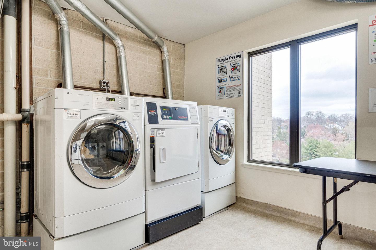 3100 S MANCHESTER ST #1028, FALLS CHURCH, Virginia 22044, 2 Bedrooms Bedrooms, ,2 BathroomsBathrooms,Residential,For sale,3100 S MANCHESTER ST #1028,VAFX2240988 MLS # VAFX2240988