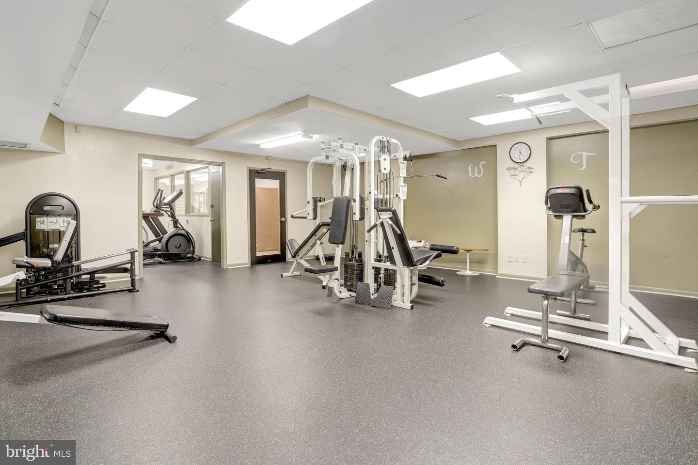 3100 S MANCHESTER ST #1028, FALLS CHURCH, Virginia 22044, 2 Bedrooms Bedrooms, ,2 BathroomsBathrooms,Residential,For sale,3100 S MANCHESTER ST #1028,VAFX2240988 MLS # VAFX2240988
