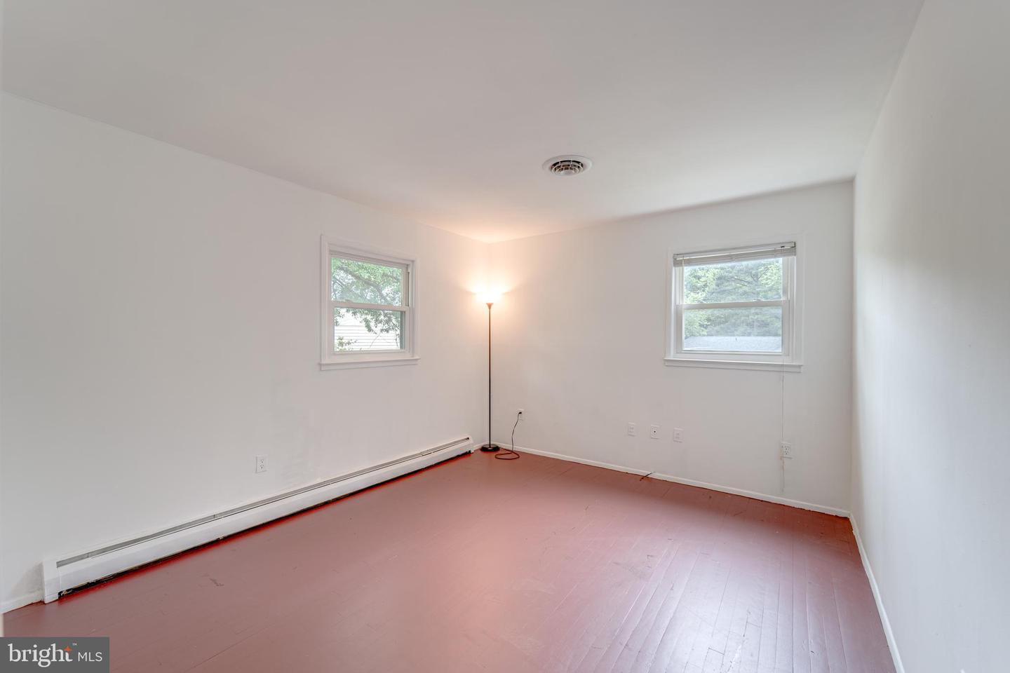 4625 KENWOOD DR, WOODBRIDGE, Virginia 22193, 3 Bedrooms Bedrooms, ,2 BathroomsBathrooms,Residential,For sale,4625 KENWOOD DR,VAPW2094740 MLS # VAPW2094740