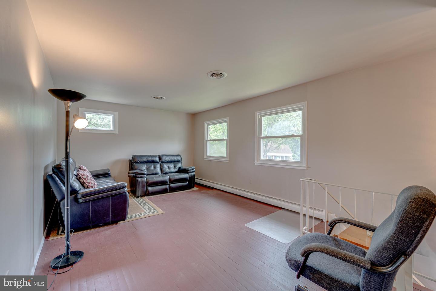 4625 KENWOOD DR, WOODBRIDGE, Virginia 22193, 3 Bedrooms Bedrooms, ,2 BathroomsBathrooms,Residential,For sale,4625 KENWOOD DR,VAPW2094740 MLS # VAPW2094740