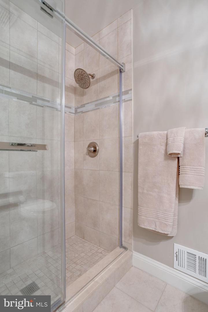 5395 GAINSBOROUGH DR, FAIRFAX, Virginia 22032, 4 Bedrooms Bedrooms, ,3 BathroomsBathrooms,Residential,For sale,5395 GAINSBOROUGH DR,VAFX2241242 MLS # VAFX2241242