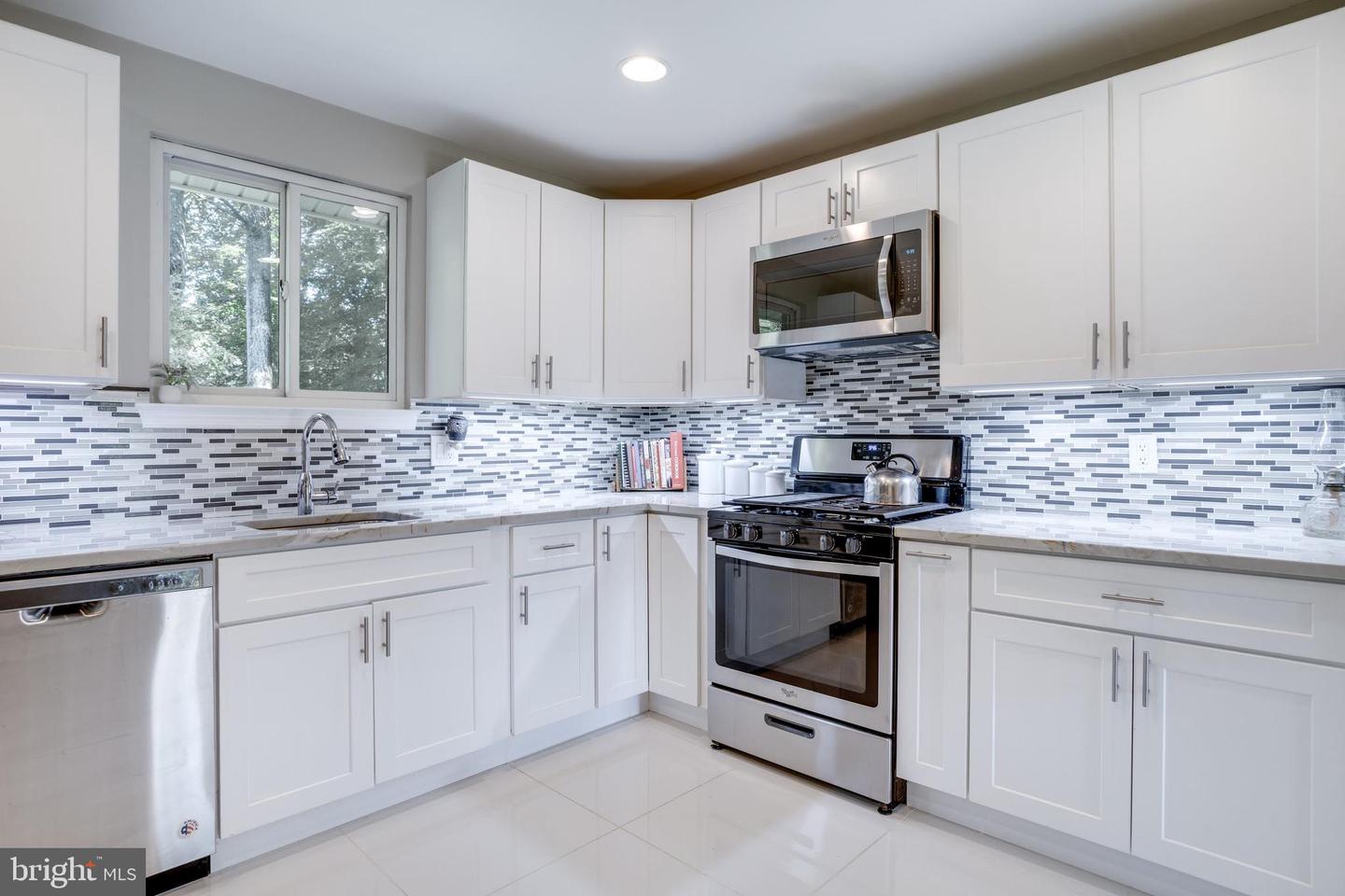 5395 GAINSBOROUGH DR, FAIRFAX, Virginia 22032, 4 Bedrooms Bedrooms, ,3 BathroomsBathrooms,Residential,For sale,5395 GAINSBOROUGH DR,VAFX2241242 MLS # VAFX2241242