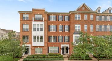 23483 ALDIE MANOR TER, ASHBURN, Virginia 20148, 3 Bedrooms Bedrooms, ,2 BathroomsBathrooms,Residential,For sale,23483 ALDIE MANOR TER,VALO2096642 MLS # VALO2096642