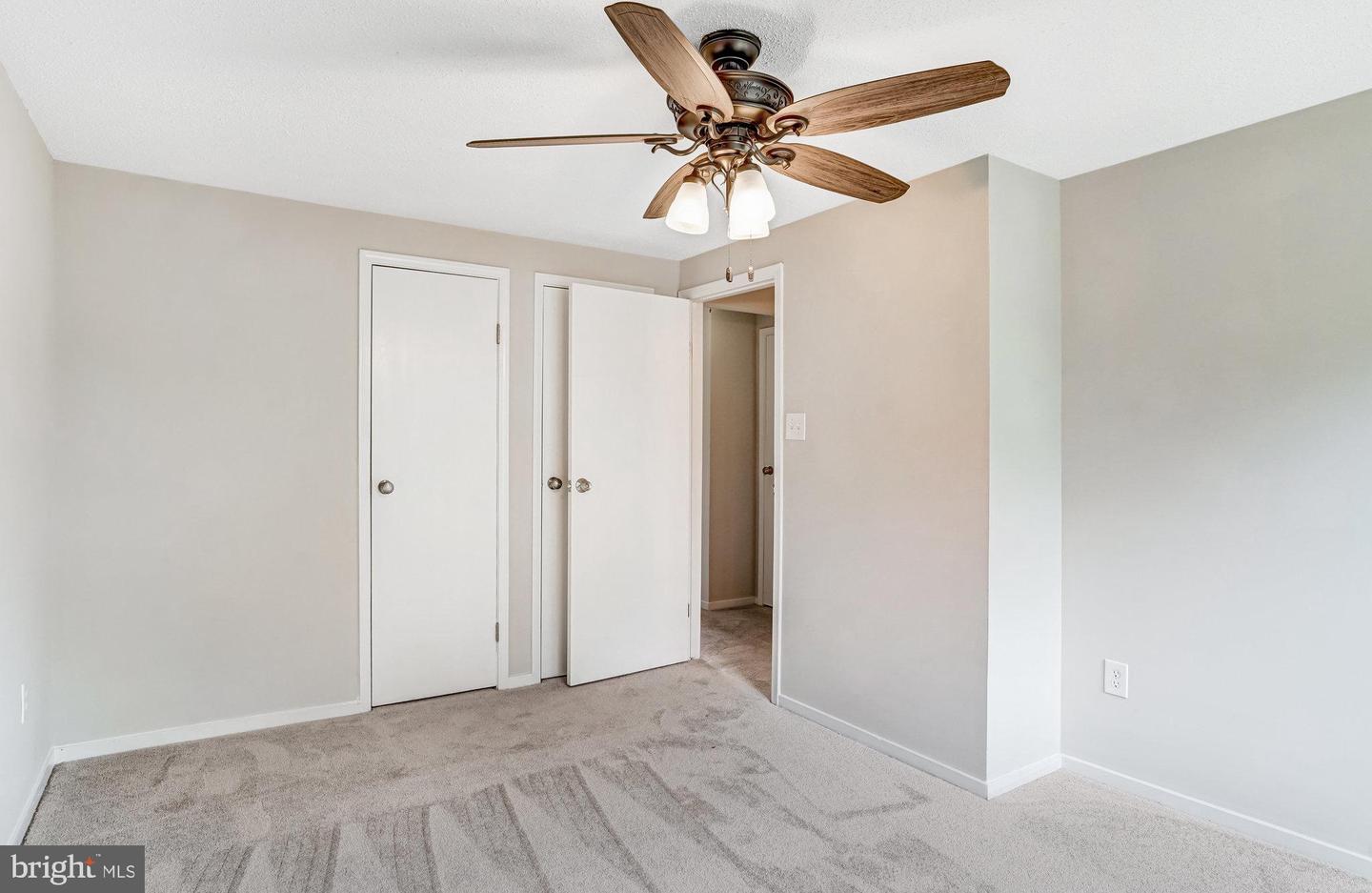 831 OAK LEAF CT, WARRENTON, Virginia 20186, 3 Bedrooms Bedrooms, ,2 BathroomsBathrooms,Residential,For sale,831 OAK LEAF CT,VAFQ2016666 MLS # VAFQ2016666