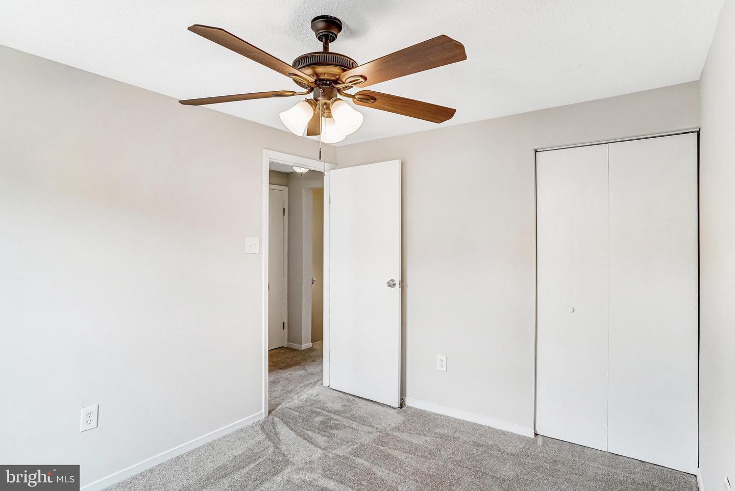 831 OAK LEAF CT, WARRENTON, Virginia 20186, 3 Bedrooms Bedrooms, ,2 BathroomsBathrooms,Residential,For sale,831 OAK LEAF CT,VAFQ2016666 MLS # VAFQ2016666