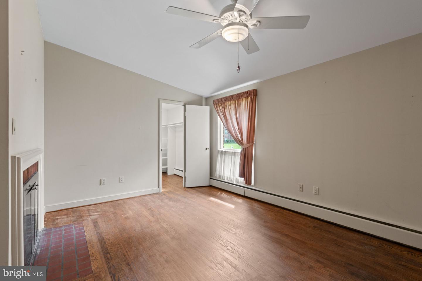 6802 NESBITT PL, MCLEAN, Virginia 22101, 4 Bedrooms Bedrooms, ,3 BathroomsBathrooms,Residential,For sale,6802 NESBITT PL,VAFX2241342 MLS # VAFX2241342