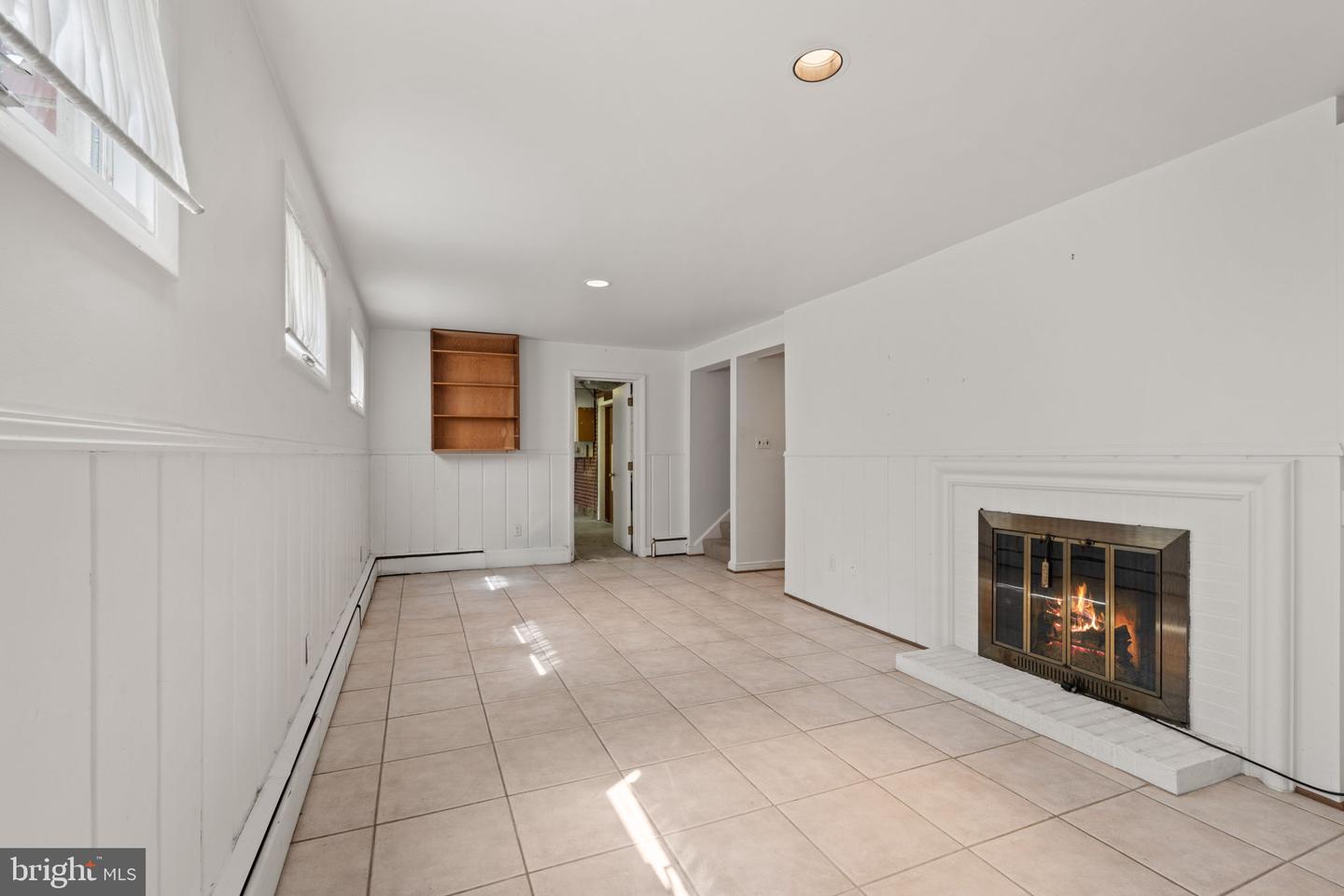 6802 NESBITT PL, MCLEAN, Virginia 22101, 4 Bedrooms Bedrooms, ,3 BathroomsBathrooms,Residential,For sale,6802 NESBITT PL,VAFX2241342 MLS # VAFX2241342