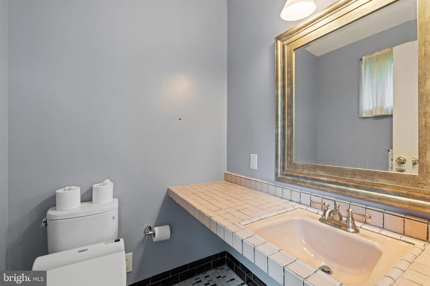 6802 NESBITT PL, MCLEAN, Virginia 22101, 4 Bedrooms Bedrooms, ,3 BathroomsBathrooms,Residential,For sale,6802 NESBITT PL,VAFX2241342 MLS # VAFX2241342