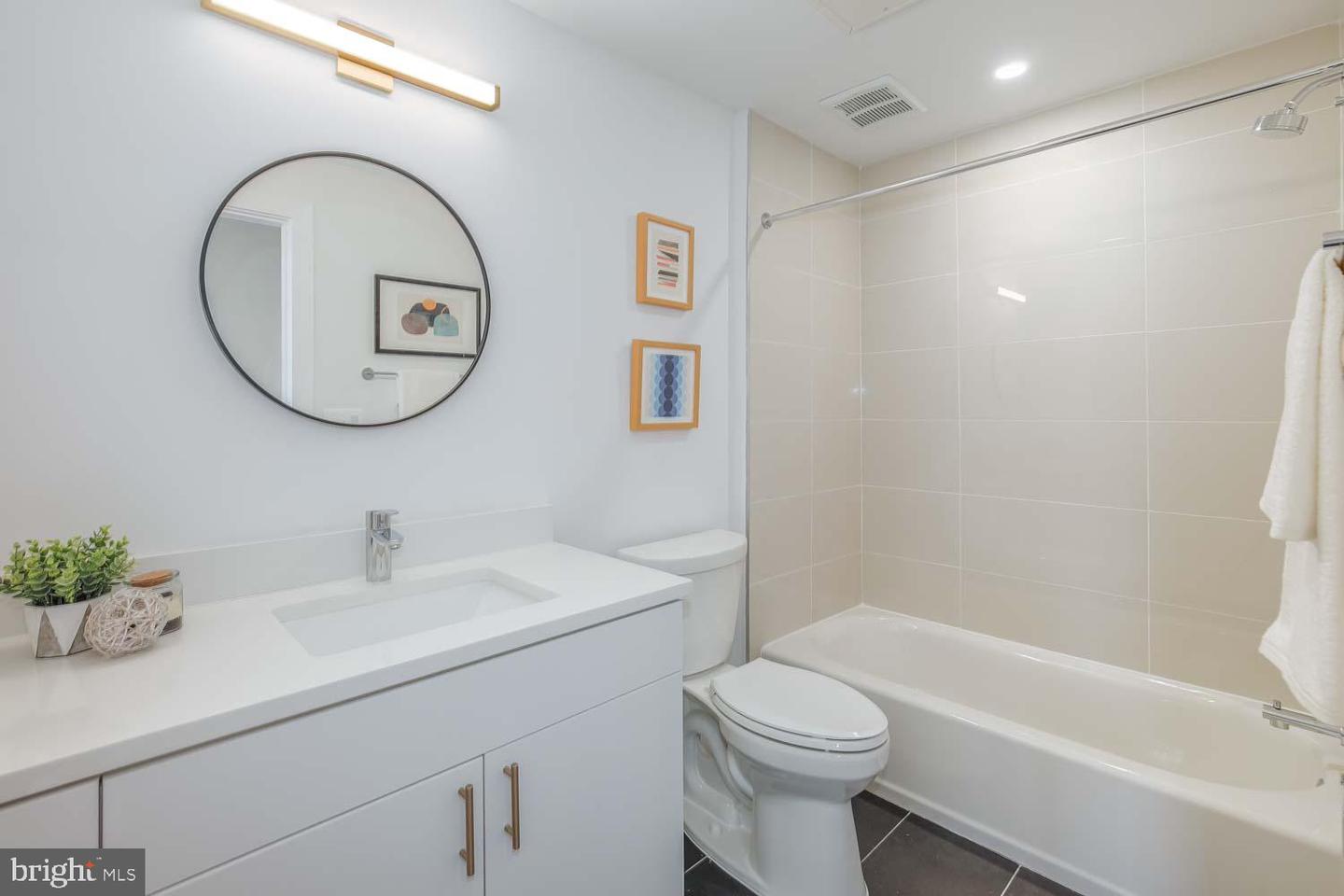 2310 4TH ST NE #22, WASHINGTON, District Of Columbia 20002, 1 Bedroom Bedrooms, ,1 BathroomBathrooms,Residential,For sale,2310 4TH ST NE #22,DCDC2201176 MLS # DCDC2201176