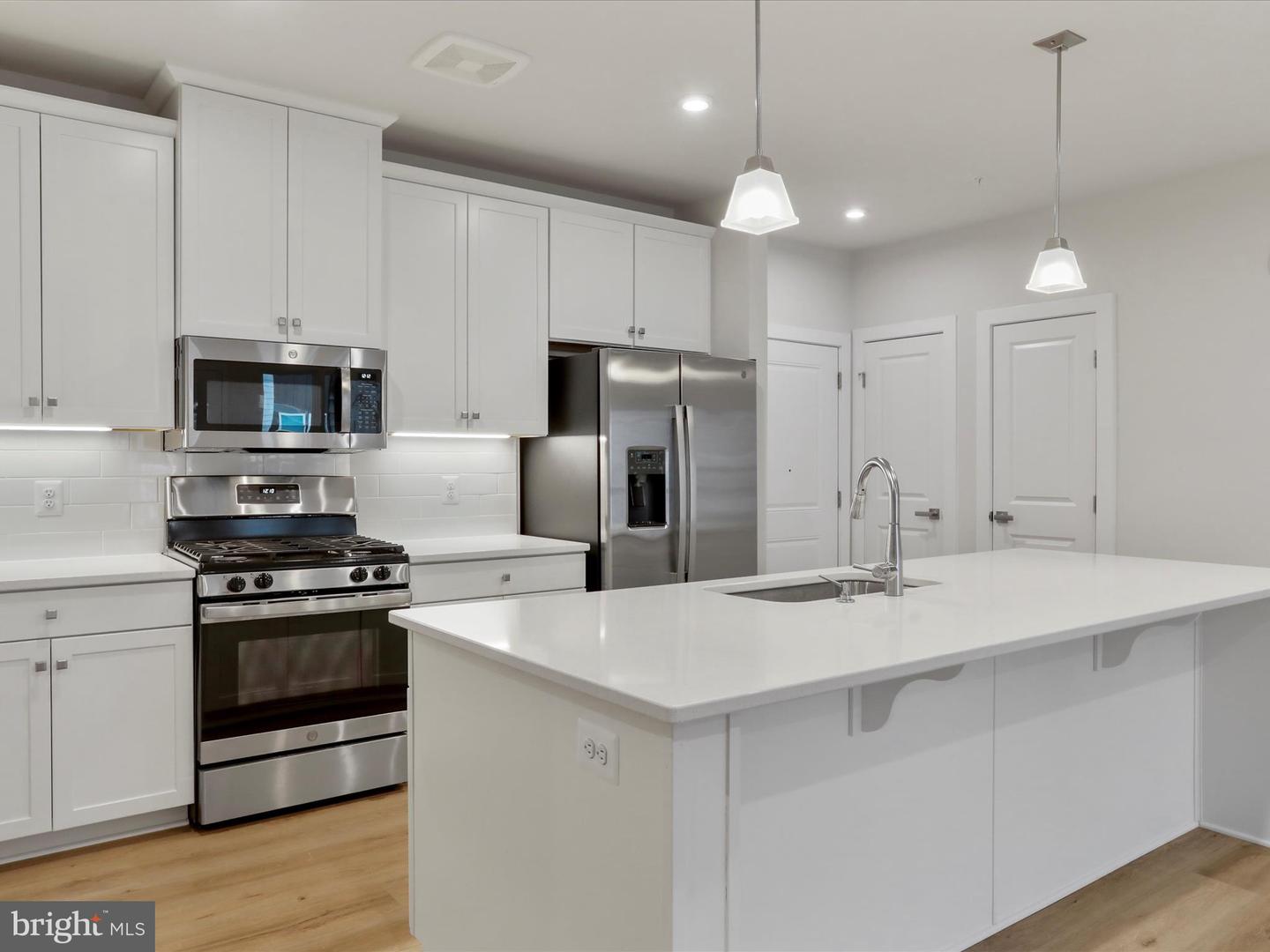 140 MCCORMICK CIR #302, WINCHESTER, Virginia 22602, 2 Bedrooms Bedrooms, ,2 BathroomsBathrooms,Residential,For sale,140 MCCORMICK CIR #302,VAFV2034232 MLS # VAFV2034232