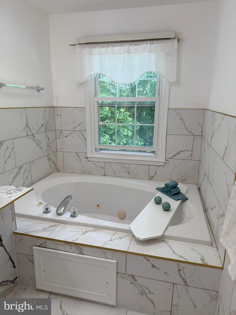 201 ANCHOR CV, STAFFORD, Virginia 22554, 5 Bedrooms Bedrooms, ,3 BathroomsBathrooms,Residential,For sale,201 ANCHOR CV,VAST2038946 MLS # VAST2038946