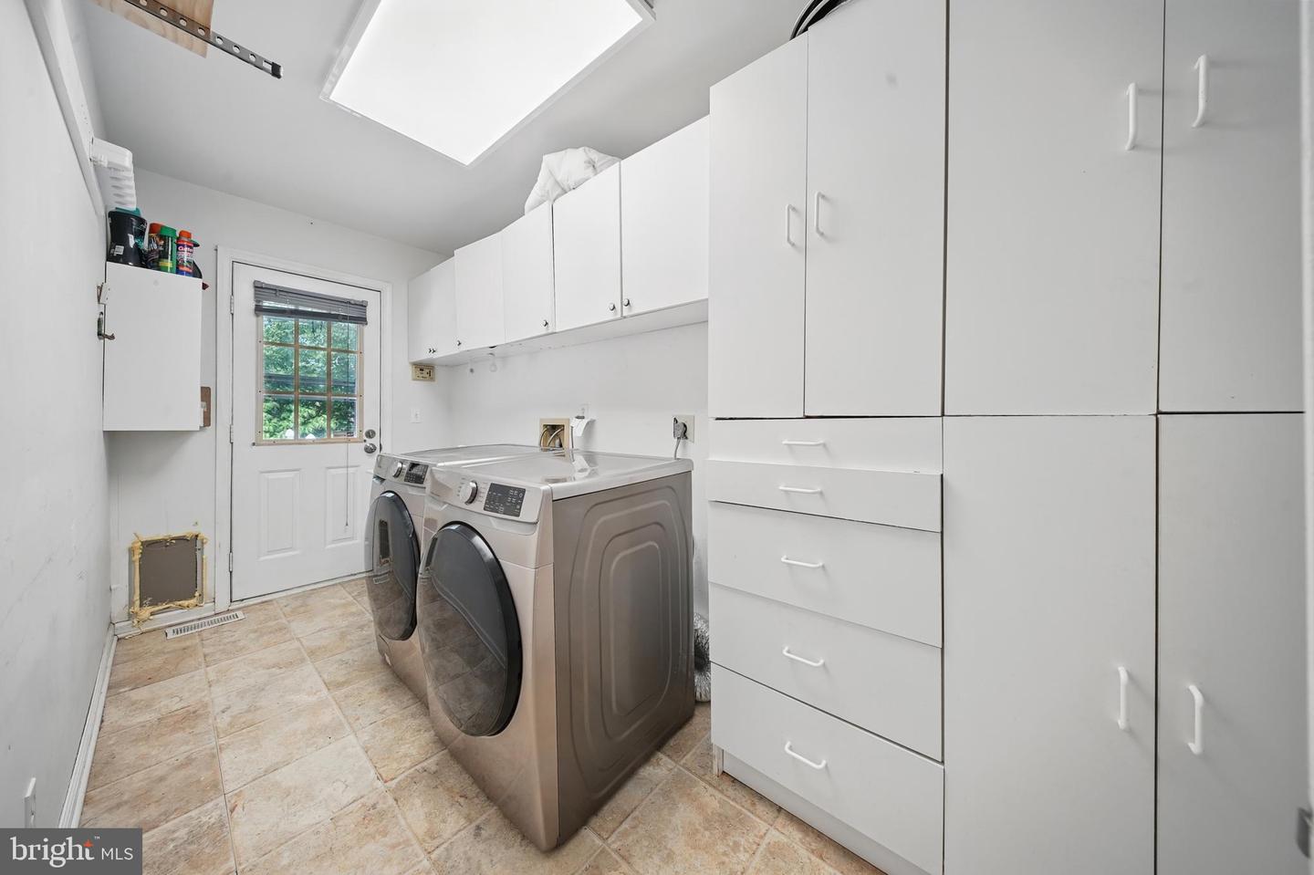 201 ANCHOR CV, STAFFORD, Virginia 22554, 5 Bedrooms Bedrooms, ,3 BathroomsBathrooms,Residential,For sale,201 ANCHOR CV,VAST2038946 MLS # VAST2038946
