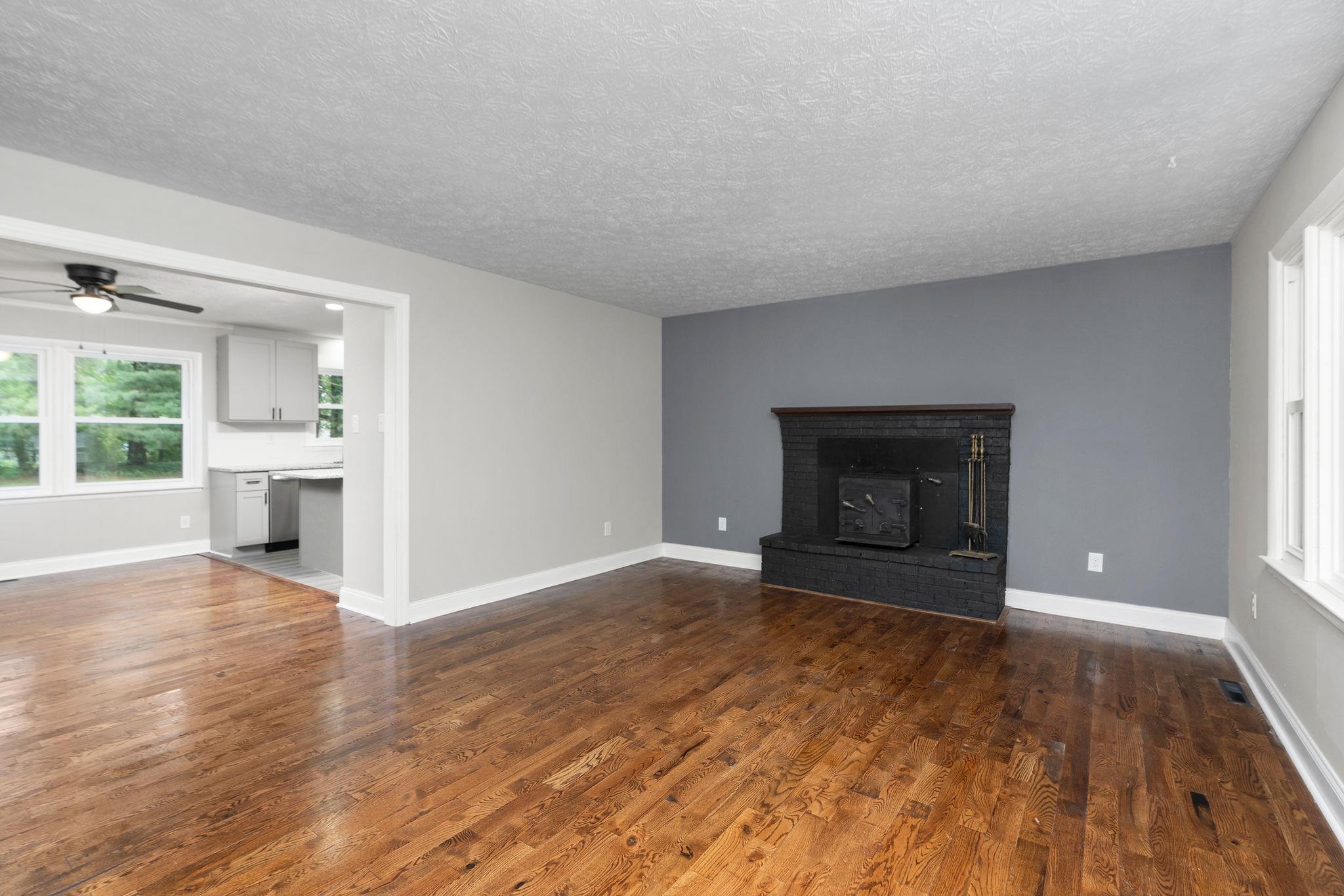 91 COOPER DR, STUARTS DRAFT, Virginia 24477, 3 Bedrooms Bedrooms, ,2 BathroomsBathrooms,Residential,91 COOPER DR,665262 MLS # 665262