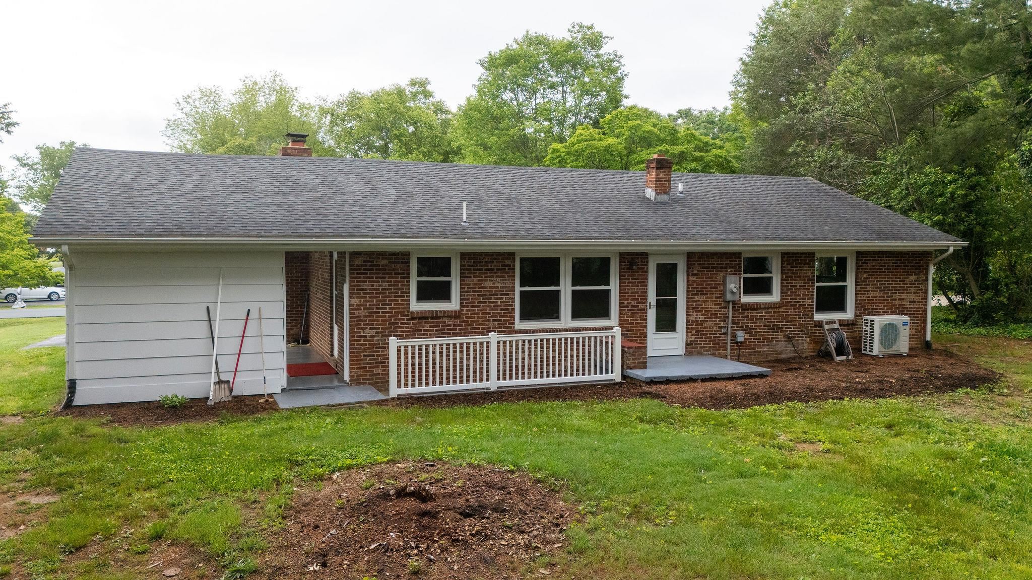 91 COOPER DR, STUARTS DRAFT, Virginia 24477, 3 Bedrooms Bedrooms, ,2 BathroomsBathrooms,Residential,91 COOPER DR,665262 MLS # 665262